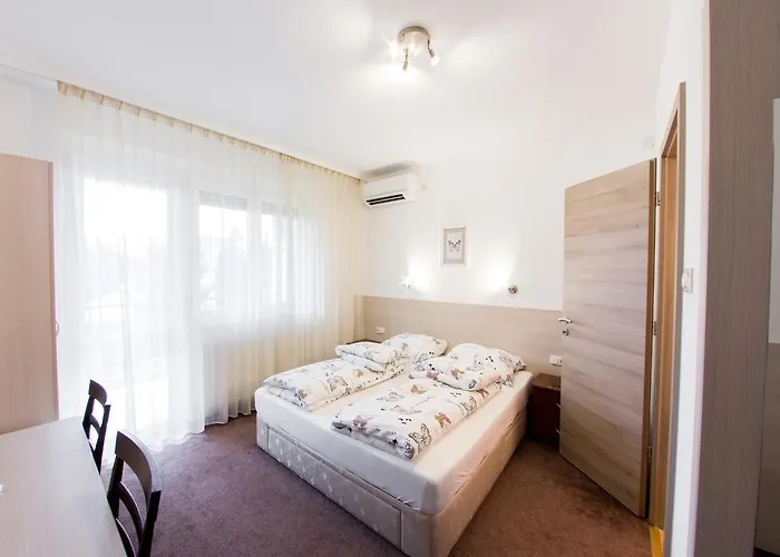 Vandor Vendeghaz Affittacamere 3*